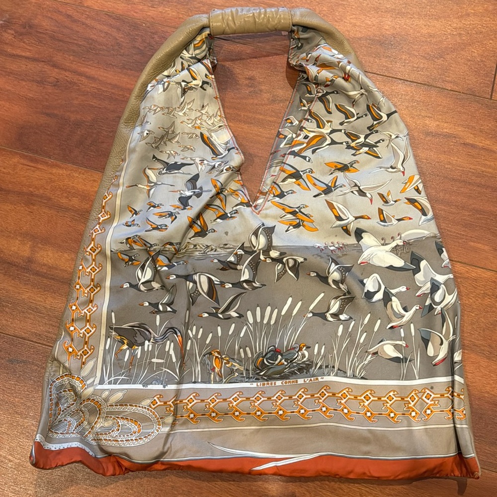 Hermes scarf bag “libres come l’air “ real Hermes scarf into leather handbag